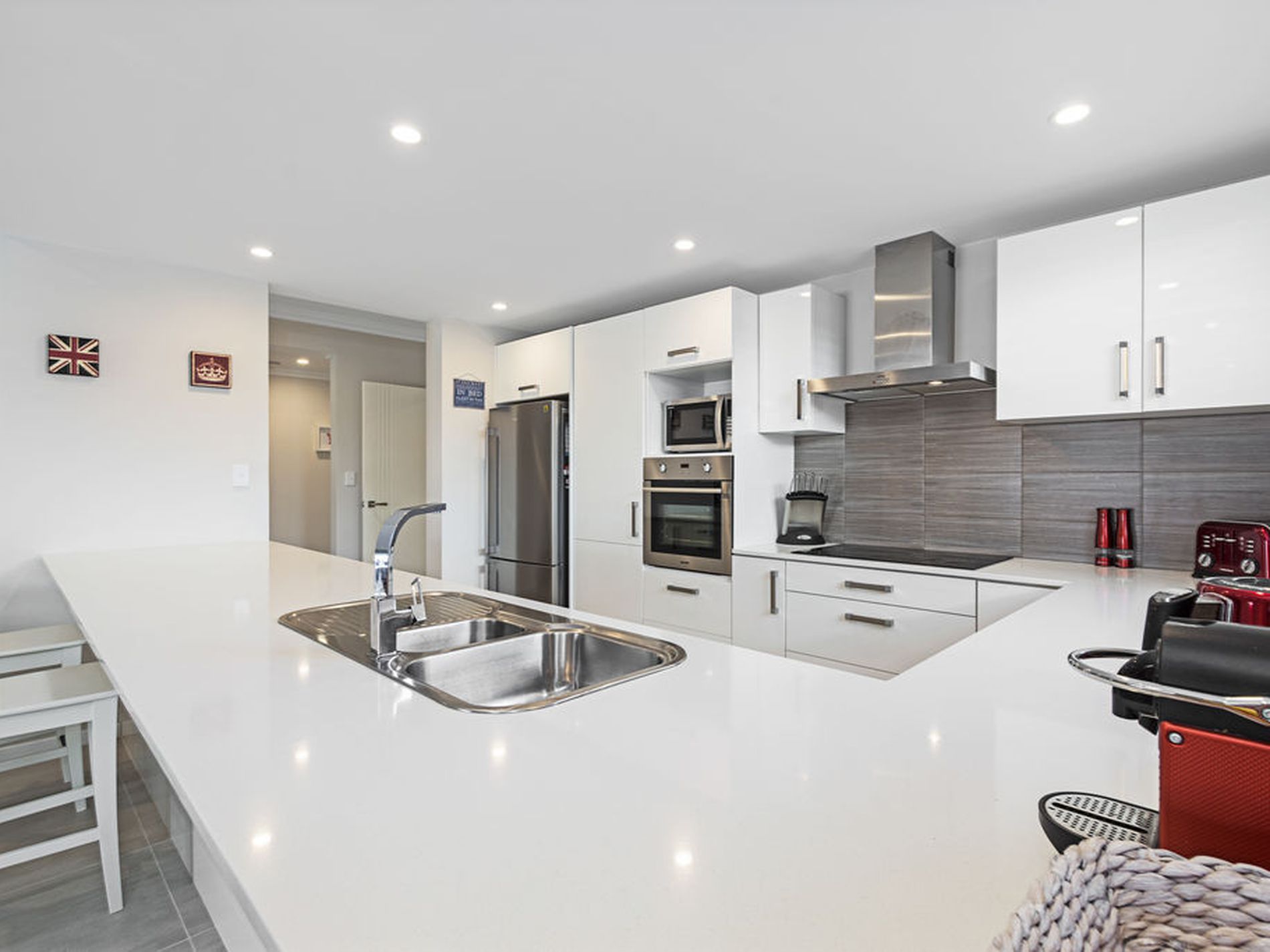 15 Seaside Avenue, Yanchep