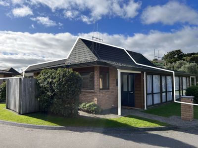 42 / 42 Main Road, Tawa