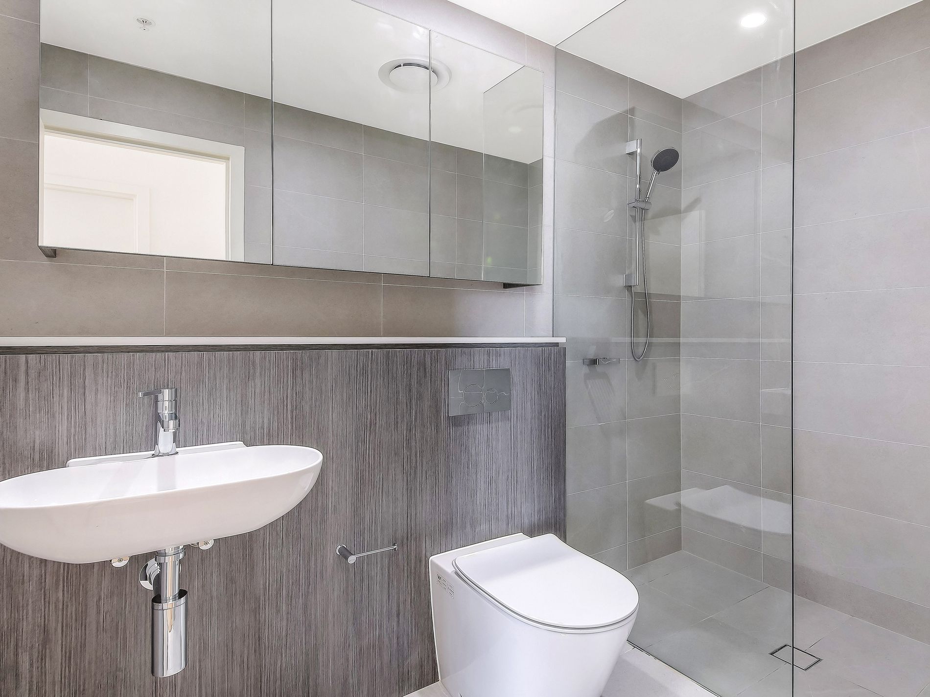 1102 / 15-17 Garrigarrang Avenue, Kogarah