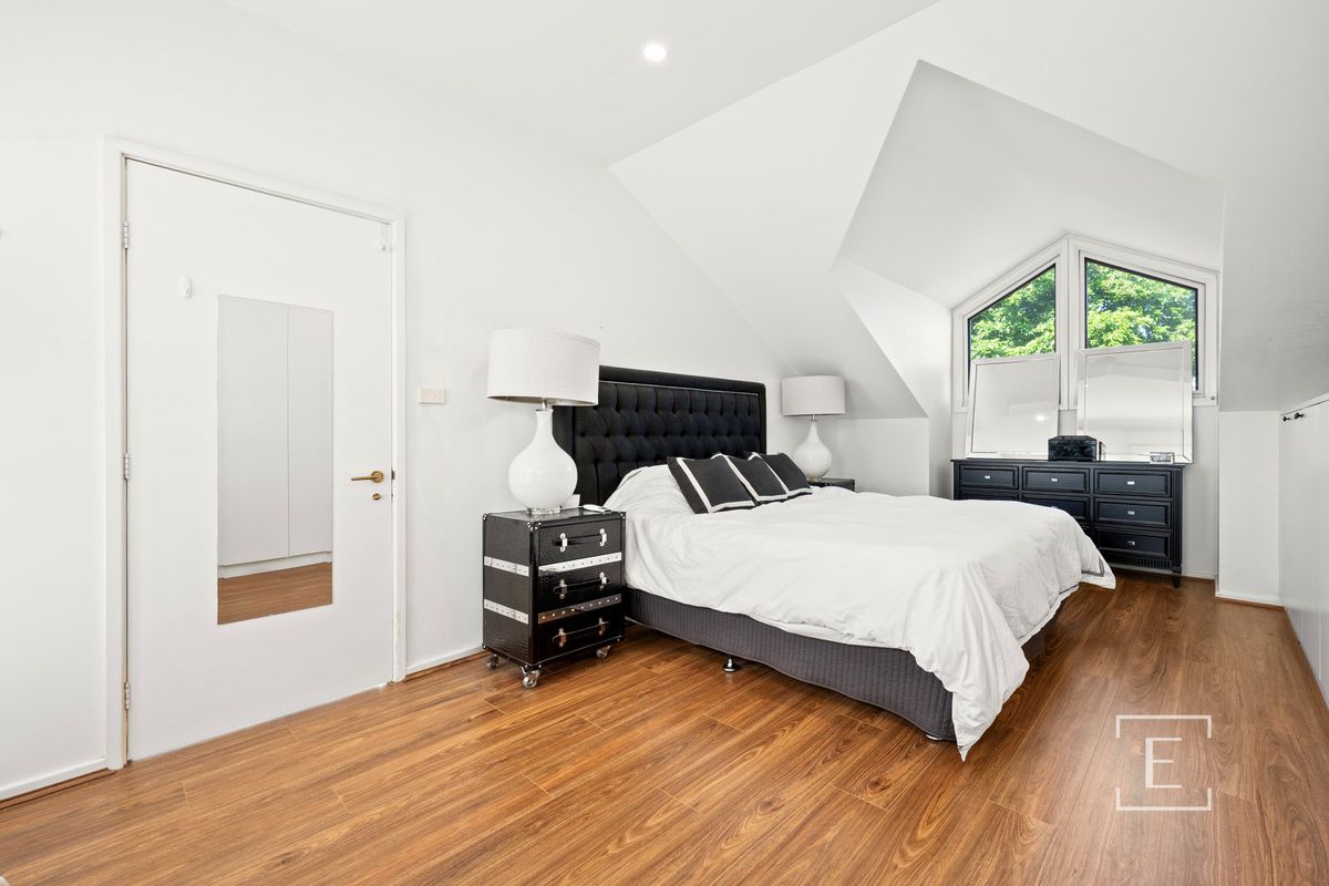4 Tyler Crescent, Abbotsford