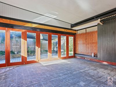 9 Meadow Road, Springfield