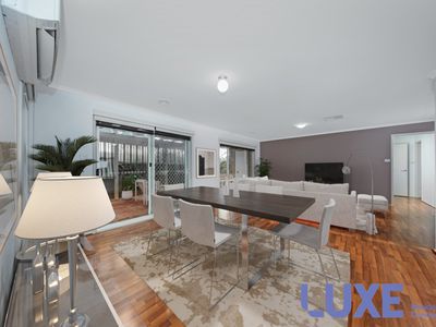 33 Lance Hill Avenue, Dunlop