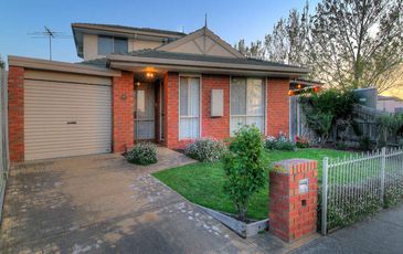 2 / 11 Hood Court, Berwick