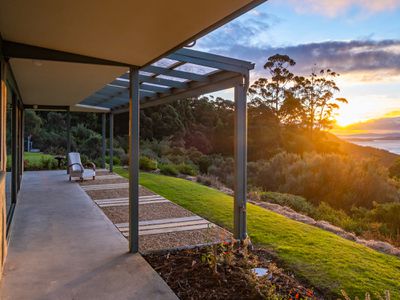380 Dulcia Road, Gordon