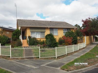 21 Switchback Road, Churchill 21 Switchback Road, Churchill