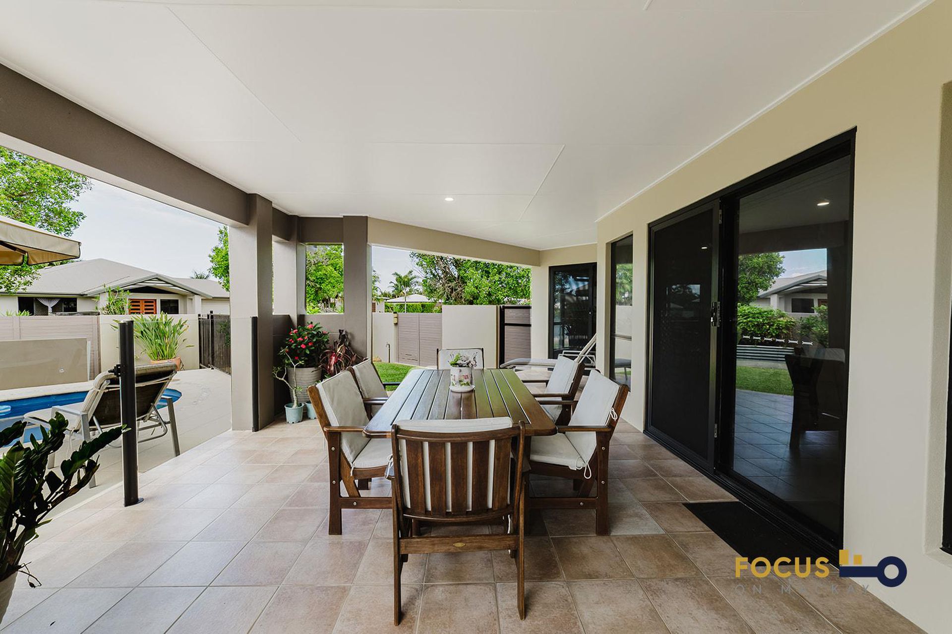2 Madison Avenue, Glenella