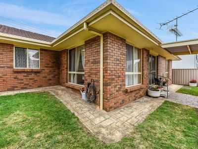 1&2 28 Shepherson Road, Mount Gambier