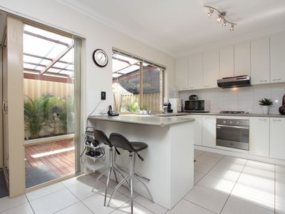 6D Windemere Crescent, Nollamara