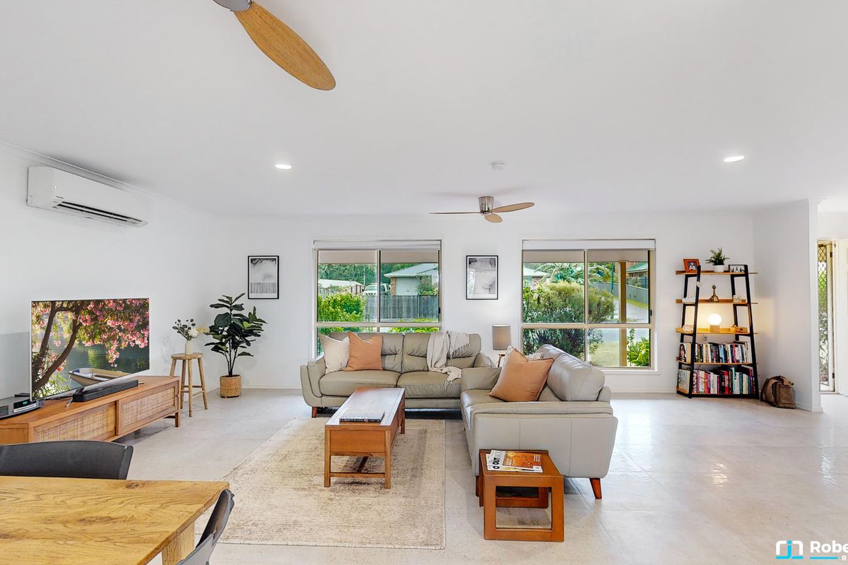 128 Outlook Drive, Tewantin