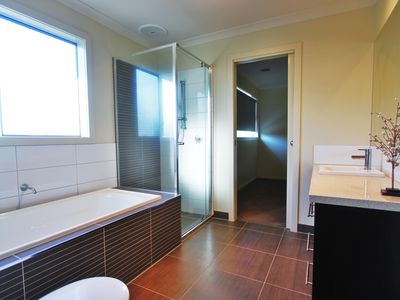 1 / 1584 Dandenong Road, Huntingdale