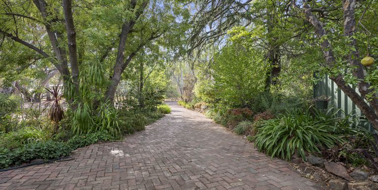 11 Creek Drive, Euroa