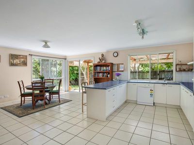 2 Oakwood Close, Tewantin