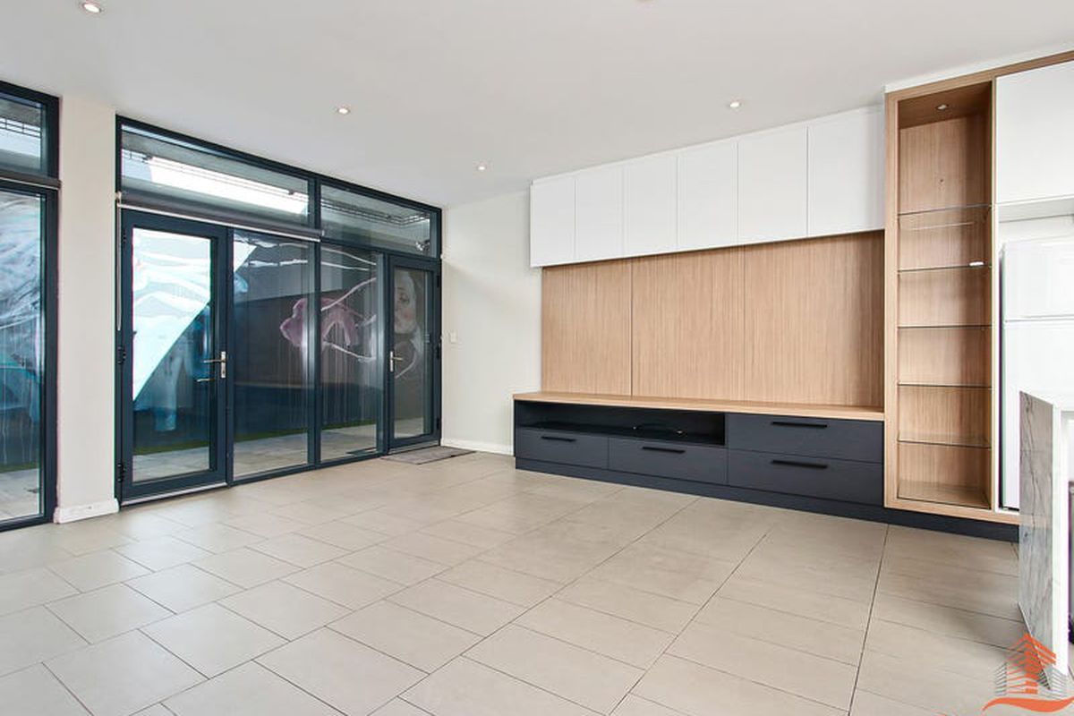 219 Newscastle Street, Northbridge