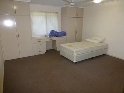 2 Kybra Close, South Hedland