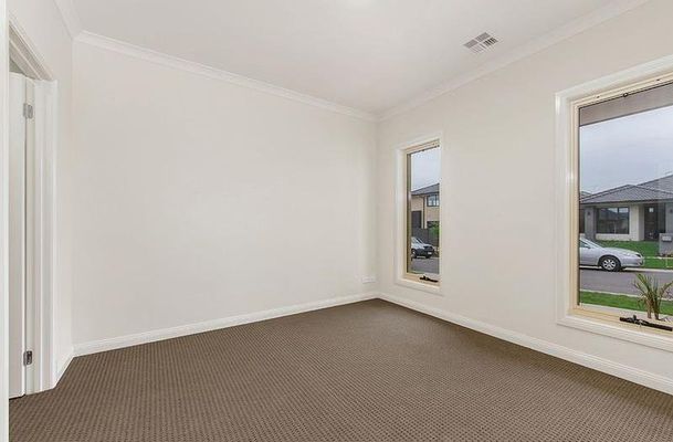 25 Rappel Street, Greenvale
