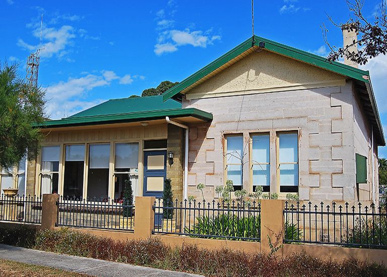 4 Market Court, Portland