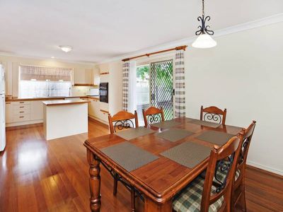 1 Mahala Court, Rochedale South