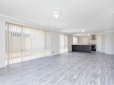 34 Dorrigo Bend, Yanchep