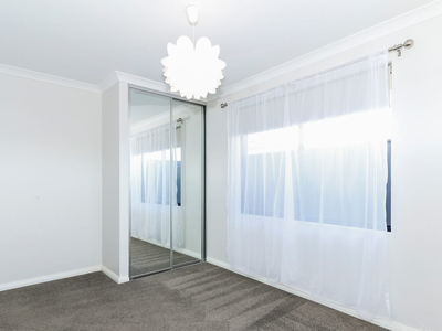 21 Chucklebud Street, Banksia Grove