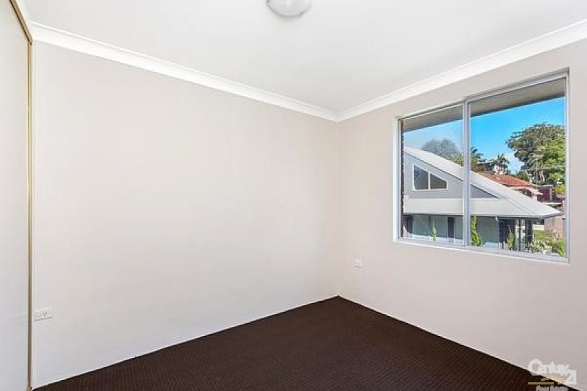 11 / 13 Masons Parade, East Gosford