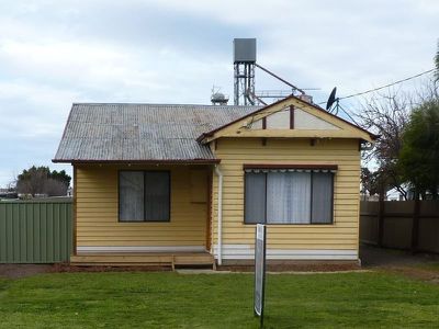 1 Bradman Street, Horsham