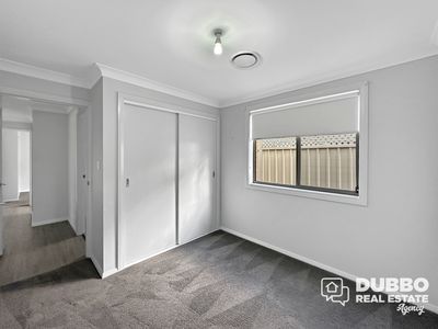 30 Apsley Crescent, Dubbo