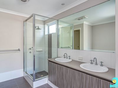 42 Seaside Avenue, Yanchep