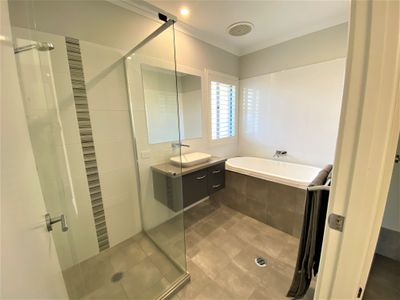 40 Admiralty Drive, Safety Beach