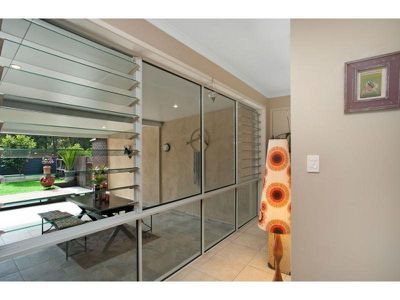 27 Sunrise Avenue, Tewantin