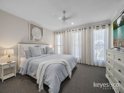 2 Coolamon Street, Mount Low