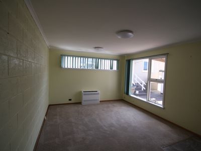 11A Burnell Street, Cooee
