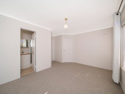 4 / 3 Cottrill Street, Alfred Cove