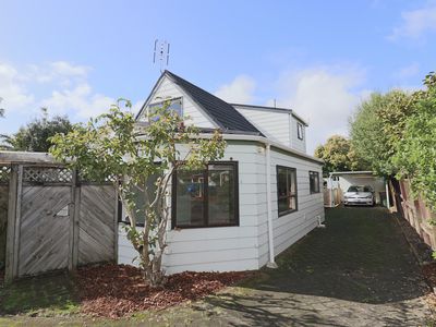1 / 5 Rosca lane, Sunnyhills
