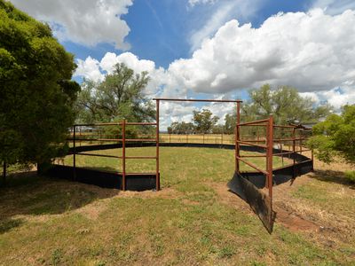 9889 Renshaw McGirr Way, Parkes