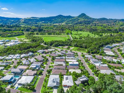 18 Cockatoo Crescent, Mullumbimby