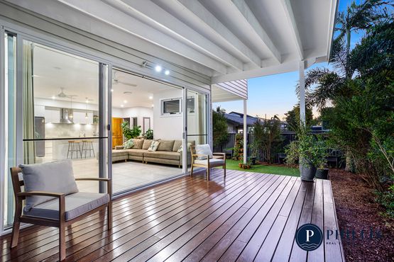 2 / 19 Killowill Avenue, Paradise Point