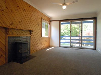 9 Simmonds Creek Road, Tawonga South