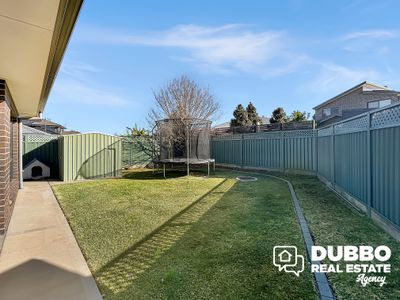 11 Waterfall Crescent, Dubbo