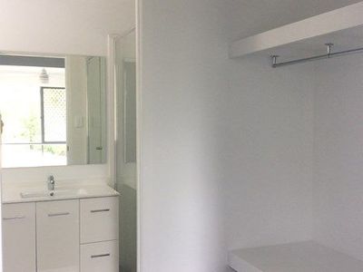 1 / 51B Helensvale Road, Helensvale