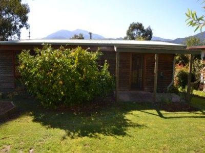 7 Morses Court , Tawonga South