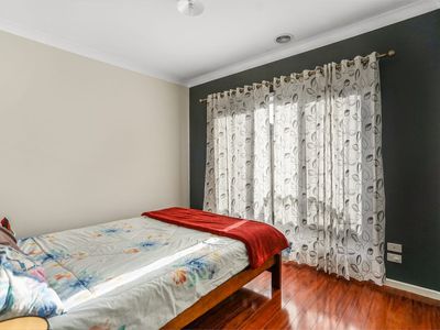 12 Anglers Avenue, Point Cook