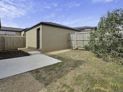 44 Cranberry Crescent, Manor Lakes