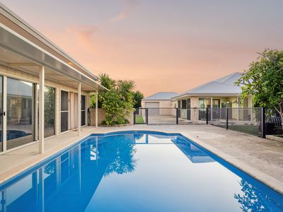 19 Lombadina Parade, Secret Harbour
