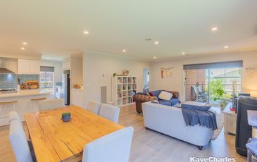 57 Grant Parade, Officer