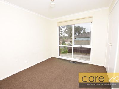 15 Meredith Crescent, Hampton Park
