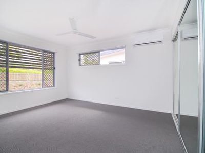 26 / 37 Witheren Circuit, Pacific Pines