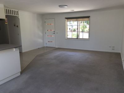 1 / 402 Myers Street, East Geelong