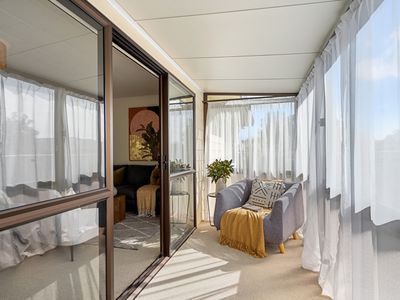 2 Brydon Way, The Wood