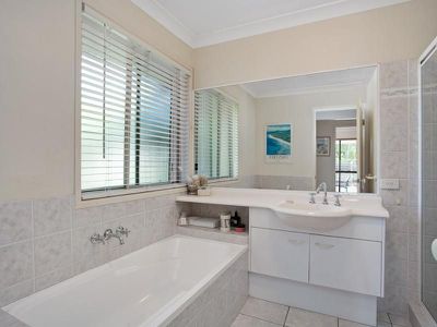 3 Raven Way, Noosaville