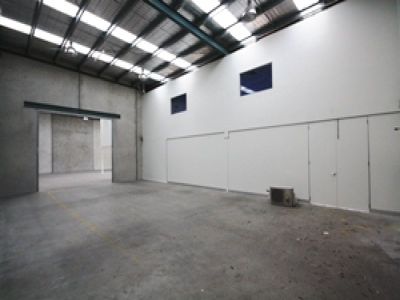 Laverton North